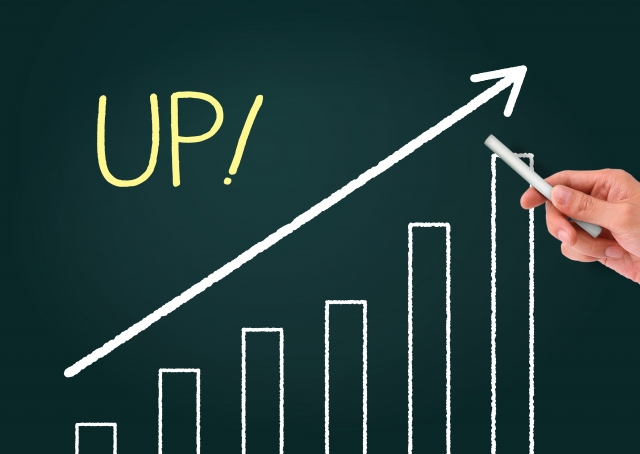 UPの文字列と向上する棒グラフ